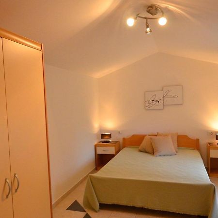 Apartments Universe 普拉 外观 照片